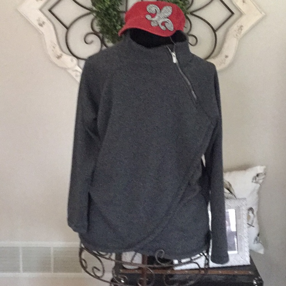 Gray Tunic style sweatshirt with pockets